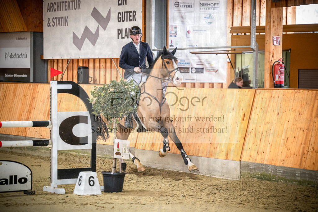 DOS_0023 | Entdecke hochwertige Reitturnierfotos von Foto Oger. Professionell, emotional und authentisch – jetzt Lieblingsmomente im Shop bestellen.Deutschlandweite Turnierfotografie. - Realisiert mit Pictrs.com