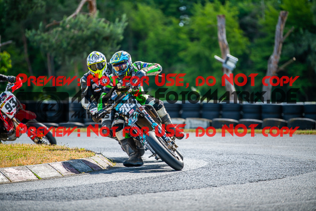 MaZZes_FotoMatrix_220529_6509 | Fotograf Mathias Schmid
Sportfotograf,
Eventfotograf,
Hochzeitsfotograf,
Portraitfotograf