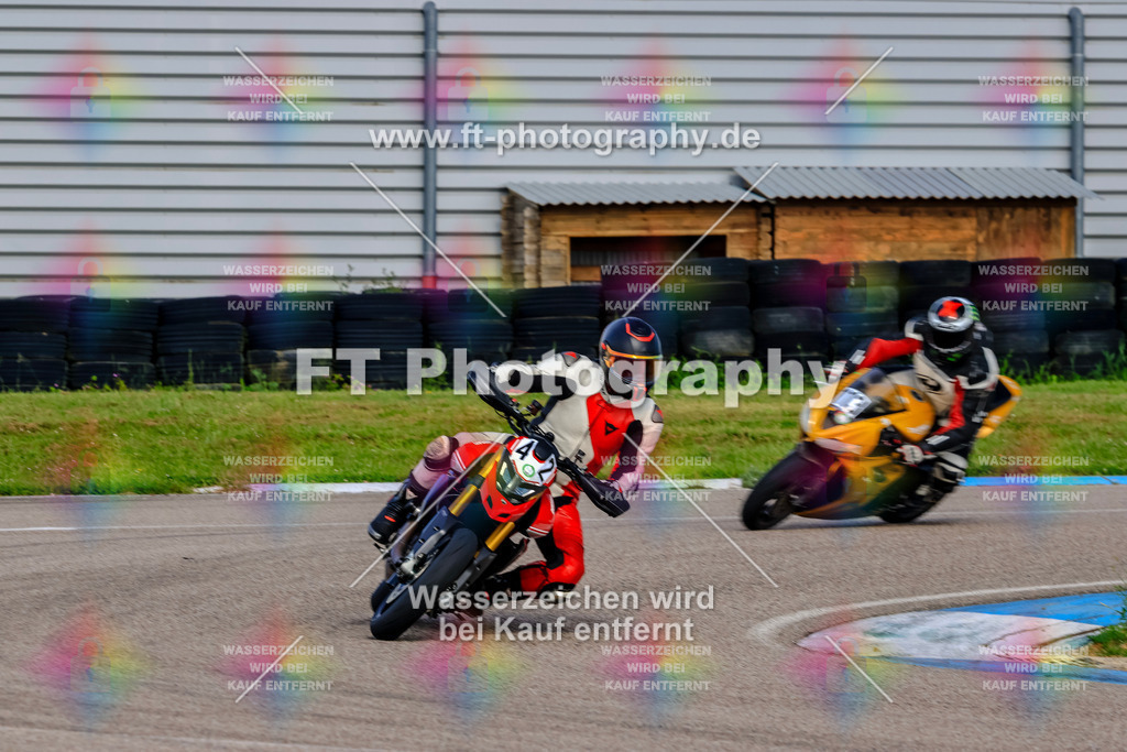 MotoTeam-8329 | Hier findet Ihr Bilder von Touristenfahrten auf der Nürburgring Nordschleife oder von anderen Veranstaltungen die ich besucht habe. Viel Spass beim Durch Schauen 