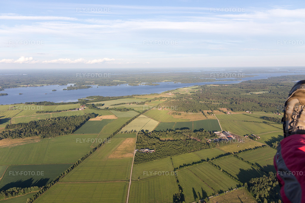Luftbild: Ortsansicht in Grimslöv im Bundesland Kronobergs län in Schweden. Foto: IMG_108058.jpg vom 26.06.2018 durch Werner Riehm/FLY-FOTO.de