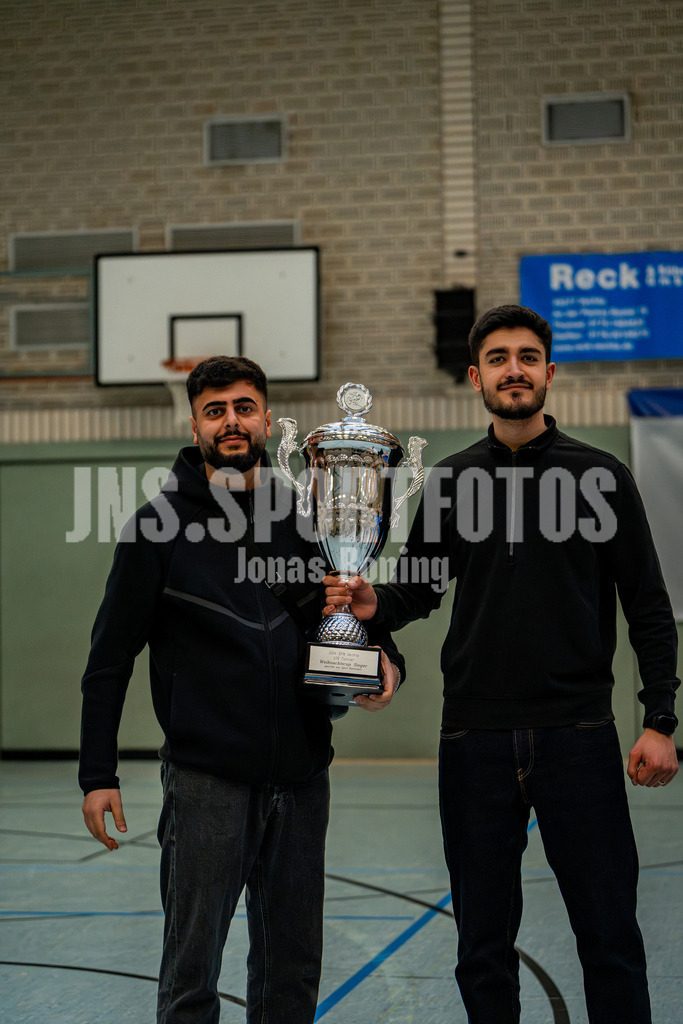 Weihnachtscup Max Sauber X Krisby Kebab-168 | jns.sportfotos - Realisiert mit Pictrs.com