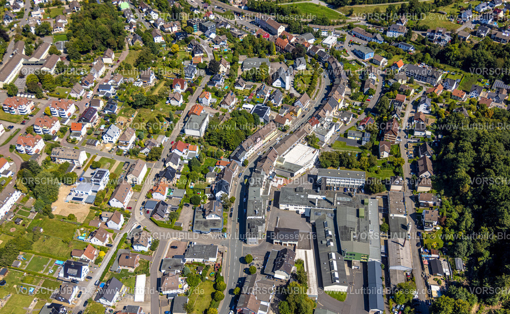 Kierspe250812952 | Luftbild, Wohngebiet Kölner Straße Bundesstraße B237 zwischen Am Knapp und Hammerkamp, Carl Bechem GmbH Chemiewerk, Kierspe Bahnhof, Kierspe, Sauerland, Nordrhein-Westfalen, Deutschland