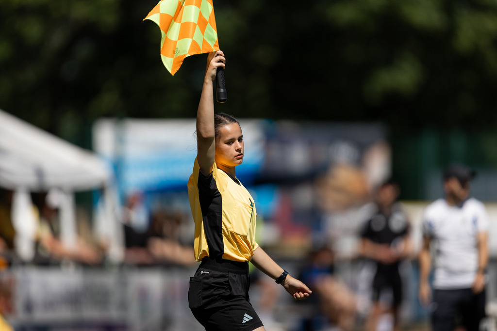 Fußball I Männer I 40. Pfingscup Hollage I 13329 | realhellocedii - Realisiert mit Pictrs.com