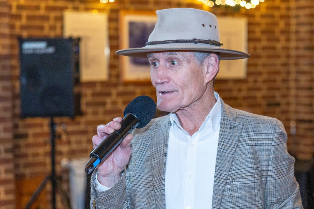 top-top.de 241127-003 | Foto, Video, Fotografie, Videografie, Fotobox, DJ, Discjockey, Musik, Musikbox, Veranstaltung, Photobooth, Amazon, Ebay, Buchtipp, Bestseller, Autor, Verlag, Buch, Wesel, Hamminkeln, NRW, Dinslaken, Rees, Drohne, Hochzeit, Party, Fotobox, Wesel, Fotograf