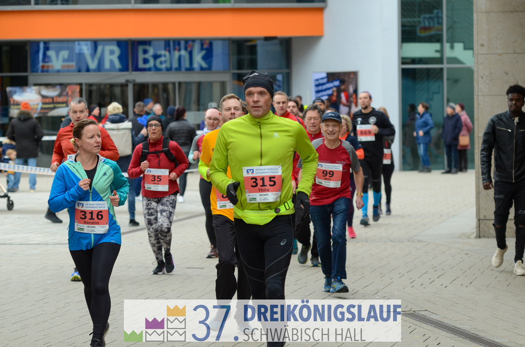 VR Bank Hauptlauf 10000m | 3 Koenigslauf 2023 - Realisiert mit Pictrs.com