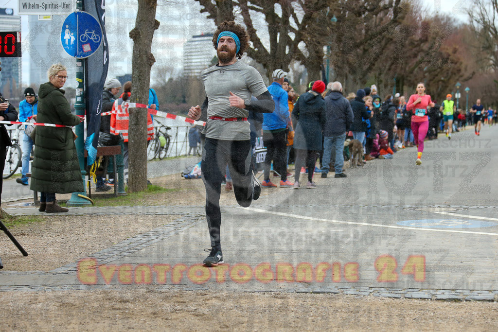 231231_1154_EX1_4482 | Sportfotografie im Rhein-Sieg Kreis, Köln, Bonn, NRW, Rheinland Pfalz, Hessen, etc. Unser Tätigkeitsfeld umfasst den Laufsport vom Volkslauf über den Marathon, Duathlon, Triathon bis zum Ultralauf wie Kölnpfad Ultra oder Schindertrail.
