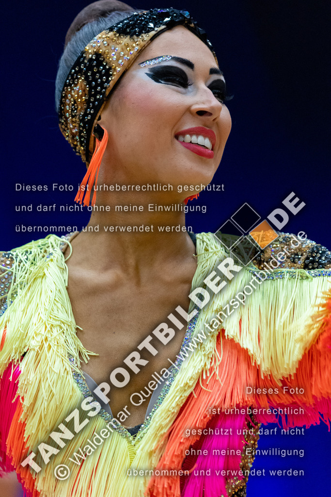 20230115-01319 | Hier finden Sie Tanz Bilder vom Latein und Standard Formationen tanzen. Sportbilder vom Tanzsport. Schöne Fotos und von Weltmeisterschaft, Europameisterschaft, Bundesliga, Regionalliga, Oberliga und Landesliga sowie von GOC Stuttgart, DanceComp, WM Bremen