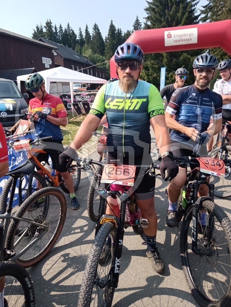 IMG_20260726_102410705 | Fotogalerie der Treibjagd im Dunkelwald - Dein MTB Etappenrennen im Erzgebirge - Realisiert mit Pictrs.com