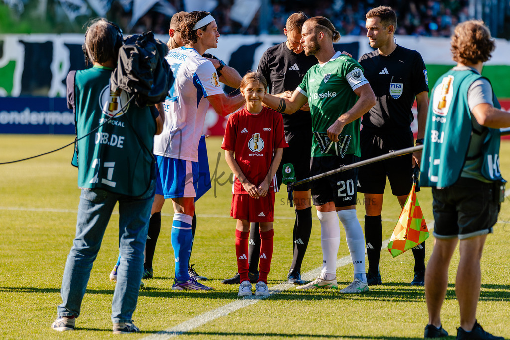 DFB-Pokal 2025/2026, 1. Runde: SC Preußen Münster - Hertha BSC Berlin | Münster, 18.08.2025: DFB-Pokal 2025/2026, 1. Runde, SC Preußen Münster gegen Hertha BSC Berlin im LVM-Preußenstadion in Münster.(Foto: sportfotografie.ms | Markus Paletta) - Realisiert mit Pictrs.com