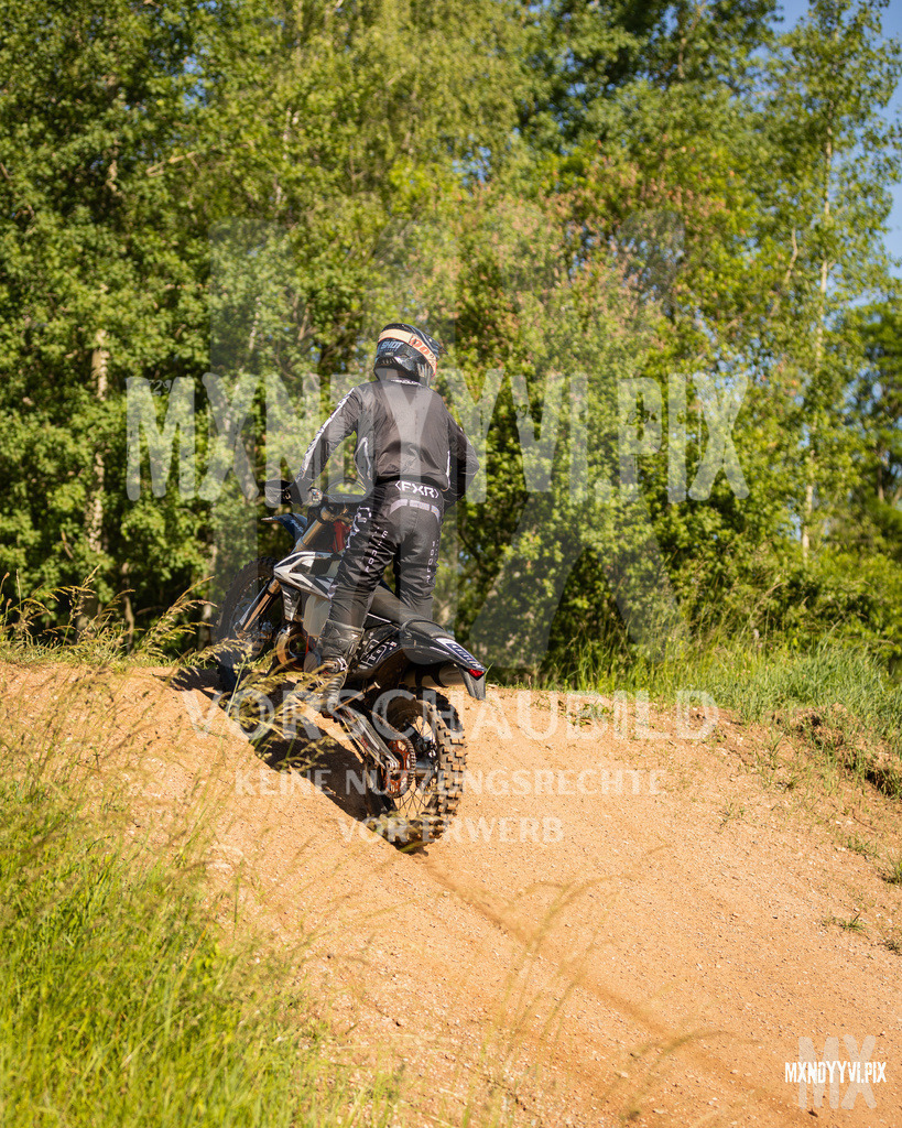 866A0685 | mxndyyvipix