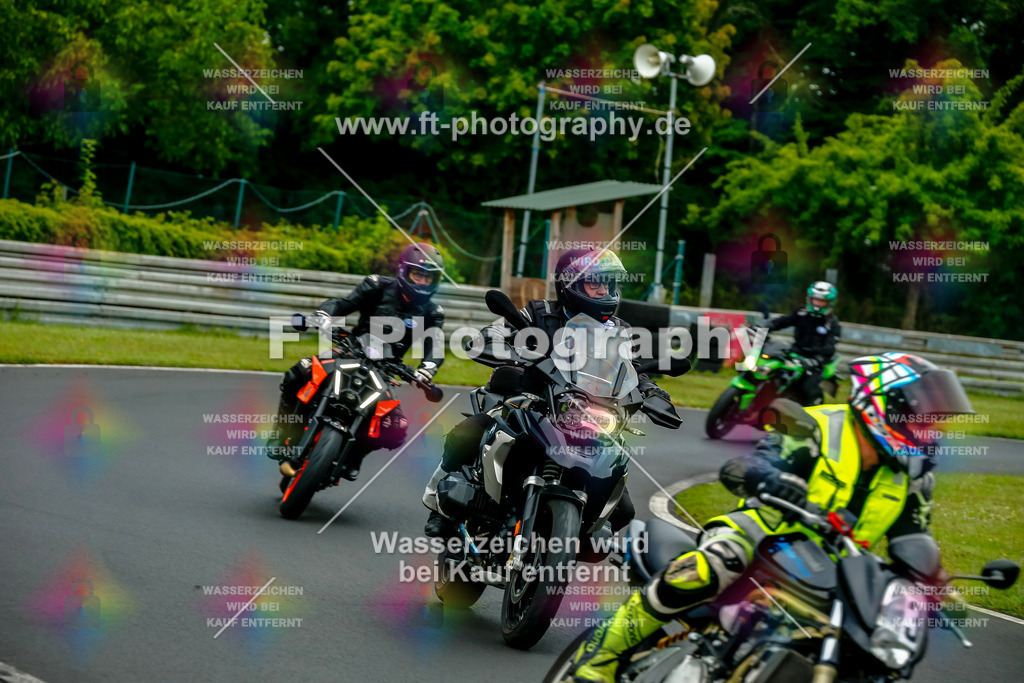 VBK-3587 | Hier findet Ihr Bilder von Touristenfahrten auf der Nürburgring Nordschleife oder von anderen Veranstaltungen die ich besucht habe. Viel Spass beim Durch Schauen 