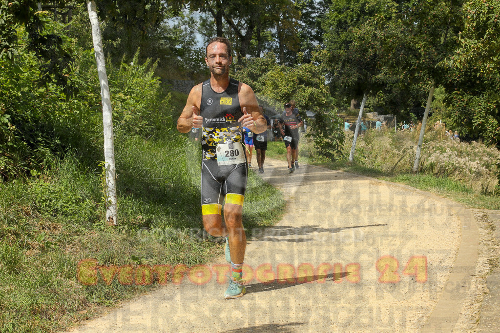 250824_1327_EX1_2413 | Sportfotografie im Rhein-Sieg Kreis, Köln, Bonn, NRW, Rheinland Pfalz, Hessen, etc. Unser Tätigkeitsfeld umfasst den Laufsport vom Volkslauf über den Marathon, Duathlon, Triathon bis zum Ultralauf wie Kölnpfad Ultra oder Schindertrail.