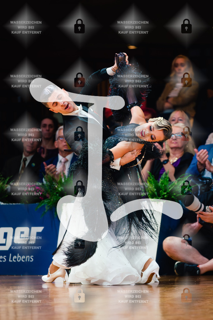 GOC 2025 - WDSF PD Super Grand Prix Standard 1st (34) Alexey Glukhov _ Anastasia Glazunova (Moldova)-2025-08-21-1895 | Webshop for digital downloads and prints of dance sport, event & show photographer Julian Link - Realisiert mit Pictrs.com