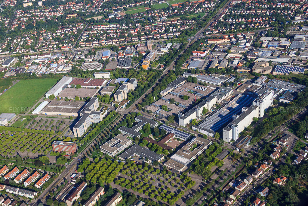 Luftbild: Siemens AG im Ortsteil Knielingen in Karlsruhe im Bundesland Baden-Württemberg in Deutschland. Foto: IMG_32231.jpg vom 21.08.2010 durch Werner Riehm/FLY-FOTO.de
