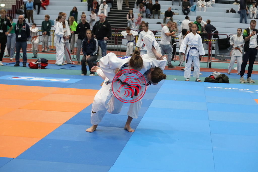 1J7A2659 | Fotos vom Adler Cup - Pictures from Adler Cup

Hier findet Ihr alle Eindrücke und großen Momente der Adler Cup Wochenenden. Here you will find all impressions and great moments of the Adler Cup weekends. - Realisiert mit Pictrs.com