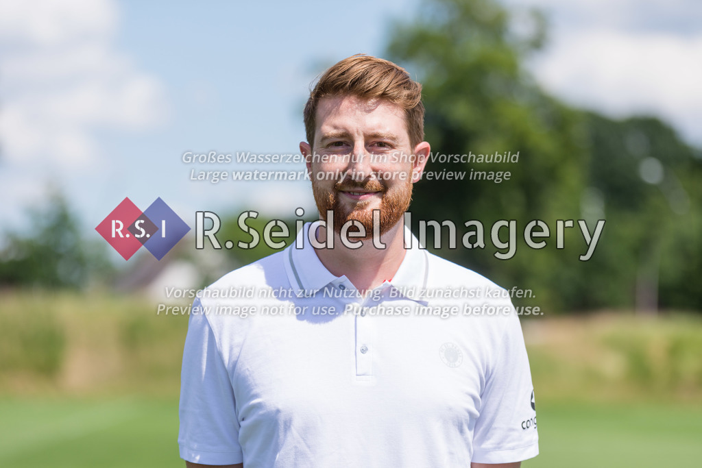 Fußball, Saison 2022/23, FC St. Pauli, Trainingszentrum/NLZ Kollaustraße (Hamburg), 28.06.2022, Fototermin | Jonas Wömmel (Teammanager)