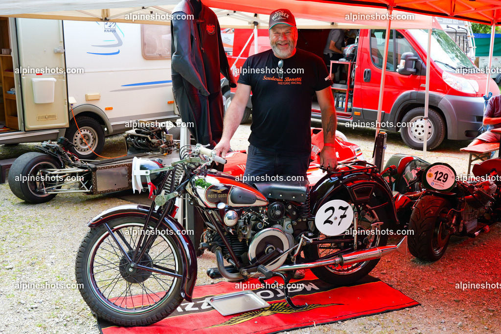 P1014682 | Erleben Sie atemberaubende, hochqualitative Fotos Ihrer Fahrt entlang der malerischen Alpenstraßen. Besuchen Sie alpineshots.com, um professionelle Aufnahmen Ihrer unvergesslichen Reise zu finden und zu kaufen - Realisiert mit Pictrs.com