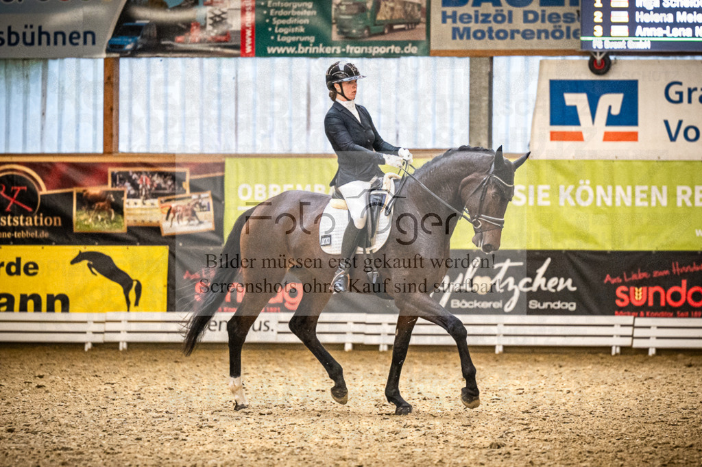 DOS_0760 | Entdecke hochwertige Reitturnierfotos von Foto Oger. Professionell, emotional und authentisch – jetzt Lieblingsmomente im Shop bestellen.Deutschlandweite Turnierfotografie. - Realisiert mit Pictrs.com