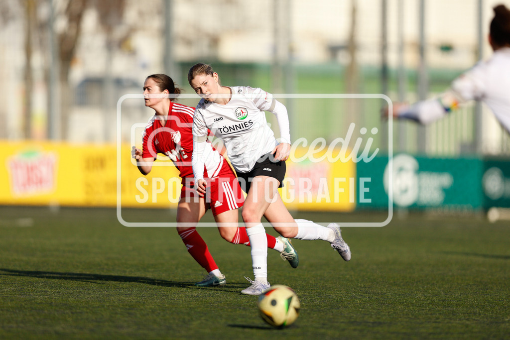 Fußball I Frauen I Saison 2025-2026 I Testspiel I FSV Gütersloh - SpVg Aurich-57 | realhellocedii - Realisiert mit Pictrs.com