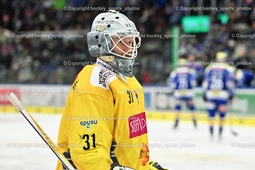 EC IDM WÄRMEPUMPEN VSV vs. Vienna Capitals | #31 Evan Cowley Vienna Capitals, EC IDM WÄRMEPUMPEN VSV vs. Vienna Capitals, EC IDM WÄRMEPUMPEN VSV vs. Vienna Capitals am 16.11.2025 in Villach (Stadthalle Villach), Austria, (Photo by Bernd Stefan)