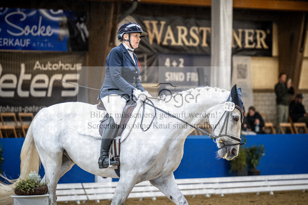 DOS_3134 | Entdecke hochwertige Reitturnierfotos von Foto Oger. Professionell, emotional und authentisch – jetzt Lieblingsmomente im Shop bestellen.Deutschlandweite Turnierfotografie. - Realisiert mit Pictrs.com