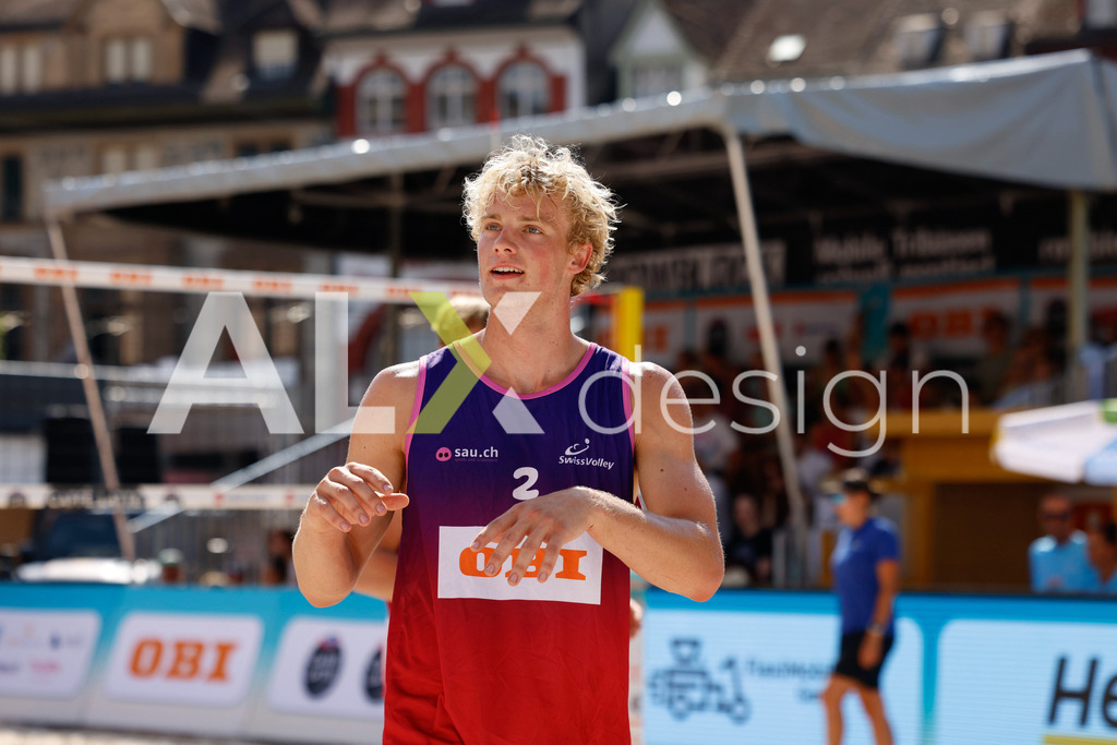 Obi BeachTour 2026 - Basel | BASEL, SWITZERLAND - JULY 17: JACOB HEJLSVIG PETERSEN (DEN) during the Obi BeachTour 2026 match between BREER / KÄLIN (SUI) and NAPIER / PETERSEN (DEN) at Barfüsserplatz on July 17, 2026 in Basel, Switzerland. - Realisiert mit Pictrs.com
