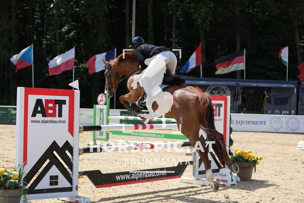 0P6A3978 | Willkommen bei Brunnmayr - Design & Fotografie – Ihrem Spezialisten für Reitturniere und Pferdeveranstaltungen in Oberösterreich, Salzburg und Bayern! Seit über 17 Jahren sind wir leidenschaftlich dabei.