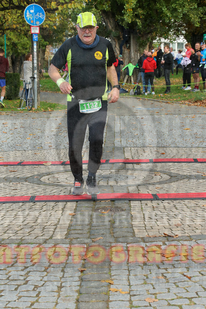 221016_1115_EX1_5468 | Sportfotografie im Rhein-Sieg Kreis, Köln, Bonn, NRW, Rheinland Pfalz, Hessen, etc. Unser Tätigkeitsfeld umfasst den Laufsport vom Volkslauf über den Marathon, Duathlon, Triathon bis zum Ultralauf wie Kölnpfad Ultra oder Schindertrail.