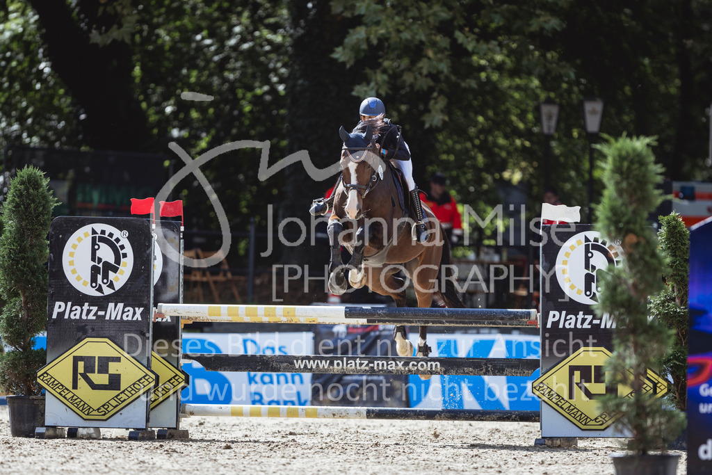 240912_OWLCh_AmateurS-299 | Deine schönsten Turniermomente als professionelle Fotos! Entdecke hochwertige Pferdesport-Fotografie im Online-Shop. Jetzt Fotos finden & bestellen!