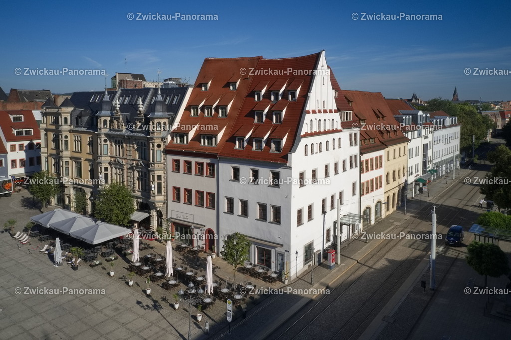 2022_0803_HauptmarktKraeutergewolbeAIR_01 | Urban. Natur. Panorama. Luftbild. 
Der Bildershop für aufregende Perspektiven!
Für Deko, Wandbild und Kalender!
Wir bringen LED-Bilder zum Leuchten!
