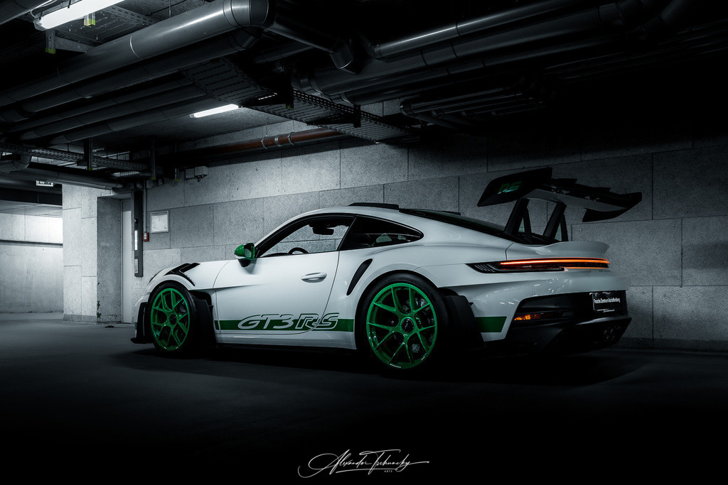 911 Porsche 911 GT3 RS | Entdecken Sie die faszinierende Welt von Alexander Tschuncky Arts: Kreative Fotografie, atemberaubende Automobilkunst und hochwertiger Bilderdruck. Lassen Sie sich inspirieren! - Realisiert mit Pictrs.com