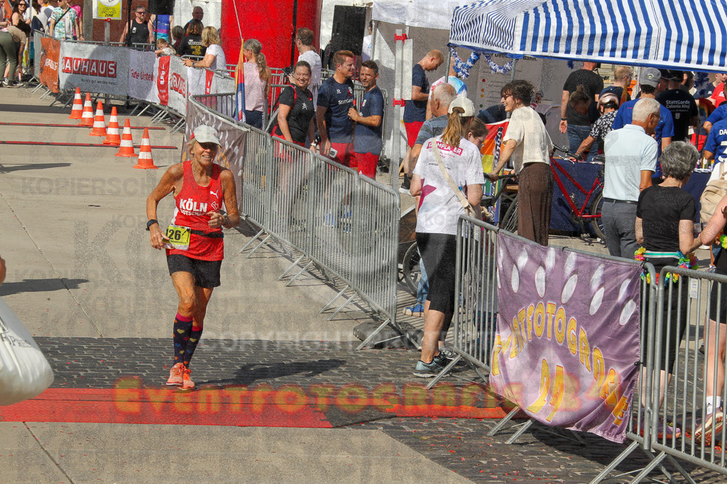 250920_1431_EV4_7111 | Sportfotografie im Rhein-Sieg Kreis, Köln, Bonn, NRW, Rheinland Pfalz, Hessen, etc. Unser Tätigkeitsfeld umfasst den Laufsport vom Volkslauf über den Marathon, Duathlon, Triathon bis zum Ultralauf wie Kölnpfad Ultra oder Schindertrail.
