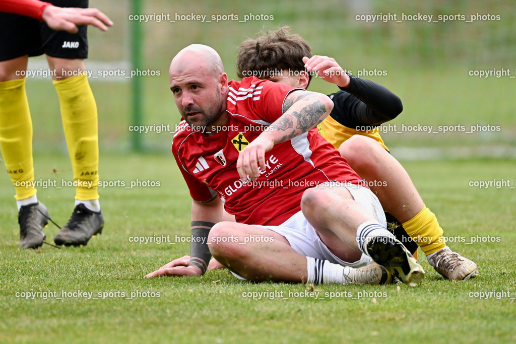 SV Arnoldstein vs. FC Union Sillian-Heinfels | #9 Denis Kerrniqi FC Sillian, #16 Justin Galli SV Arnoldstein, SV Arnoldstein vs. FC Union Sillian-Heinfels, SV Arnoldstein vs. FC Union Sillian-Heinfels am 29.03.2026 in Arnoldstein (Waldparkstadion Arnoldstein), Austria, (Photo by Bernd Stefan)