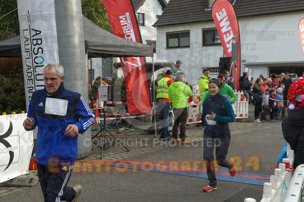 221127_1054_EV9_1433 | Sportfotografie im Rhein-Sieg Kreis, Köln, Bonn, NRW, Rheinland Pfalz, Hessen, etc. Unser Tätigkeitsfeld umfasst den Laufsport vom Volkslauf über den Marathon, Duathlon, Triathon bis zum Ultralauf wie Kölnpfad Ultra oder Schindertrail.