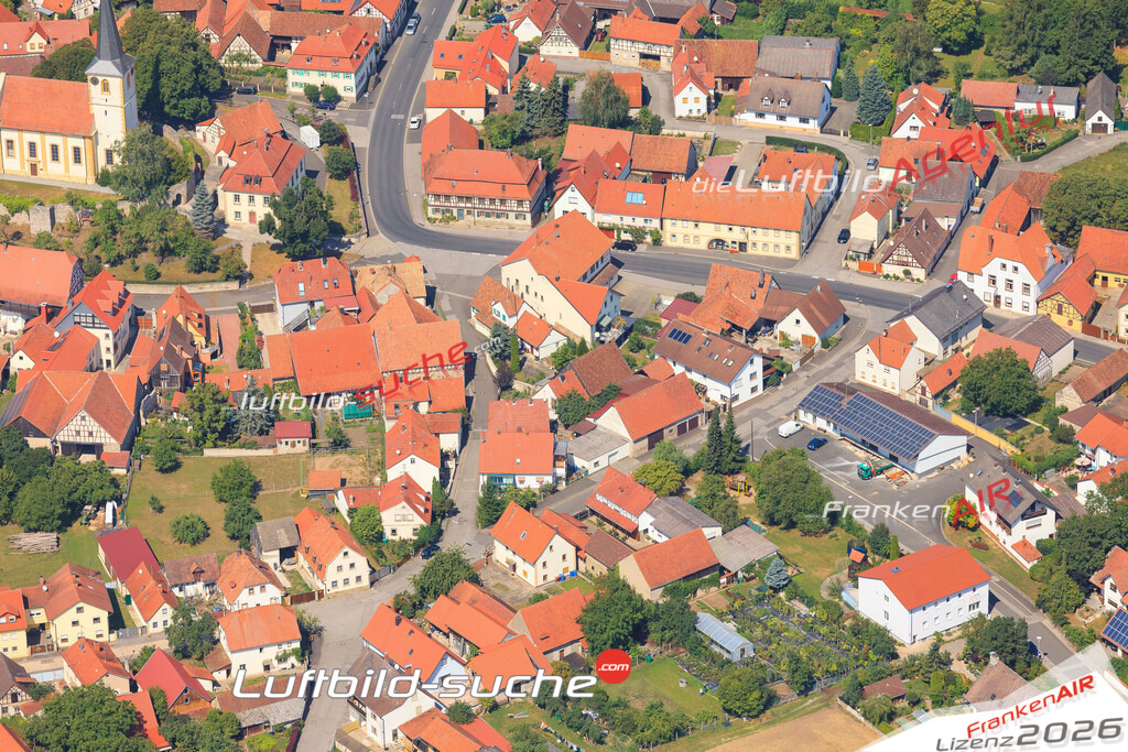 Luftbild von  Hofheim-in-unterfranken - Luftaufnahme wurde 2015 von https://frankenair.de mittels Flugzeug (keine Drohne) erstellt - die Geschenkidee