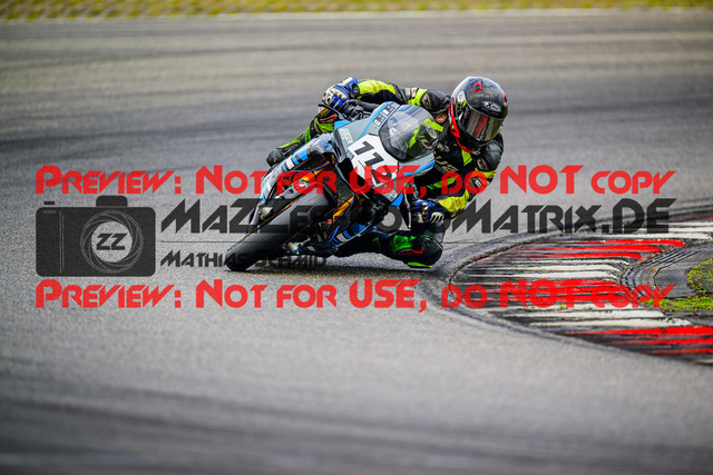 MaZZes_FotoMatrix_240717_6007705_4980 | WEISS