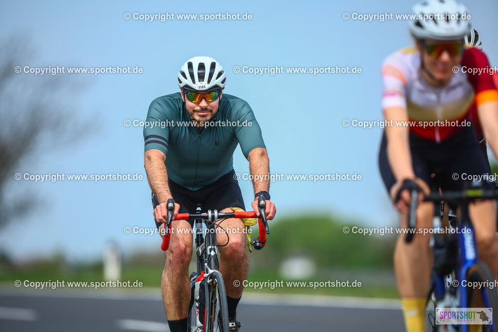 957_TRA57143 | Neusiedlersee Radmarathon 2026@sportshot_your_pictrs #yourpictures#roadtowm2029 #nrm #neusiedlerseeradmarathon #neusiedlersee #neusiedlerseetourismus #burgenland #mörbisch #nrm26 #burgenlandtourismus #voglundco #poweredbyburgenlandtourismus #radsport #rad #marathon #ucigranfondo #visitburgenland #ucigranfondoworldseries