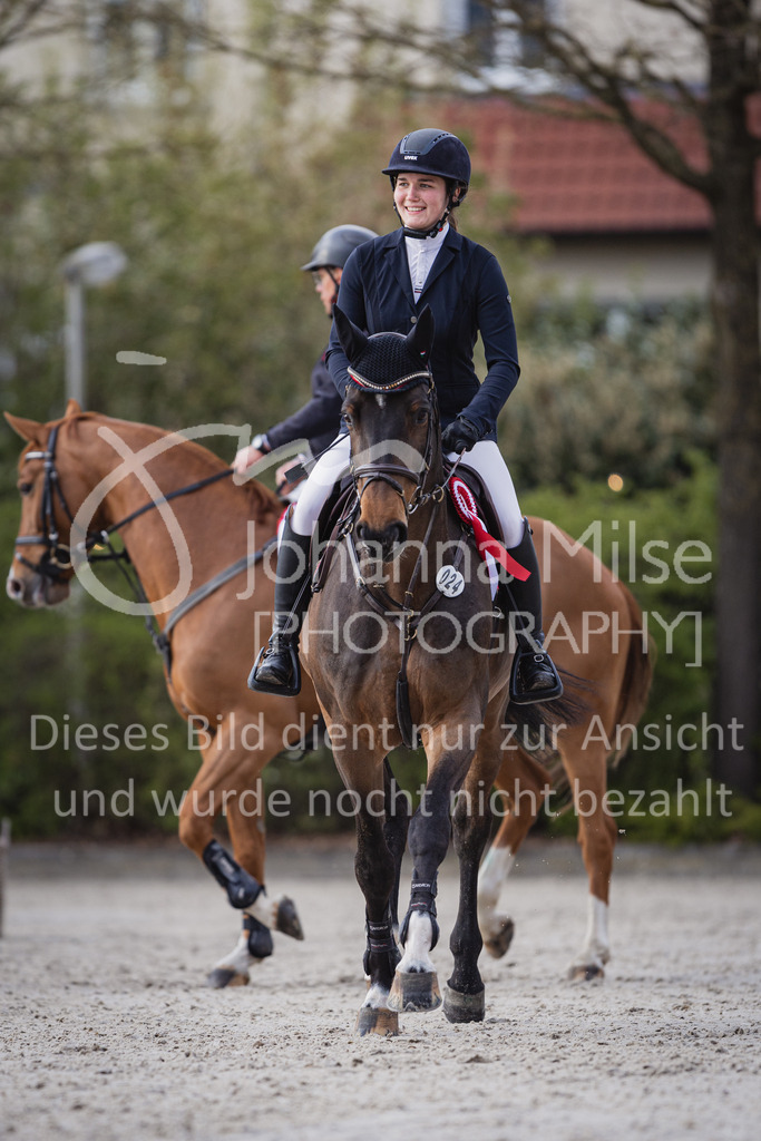 230426_HofSosath_Stil-L-571 | Deine schönsten Turniermomente als professionelle Fotos! Entdecke hochwertige Pferdesport-Fotografie im Online-Shop. Jetzt Fotos finden & bestellen!