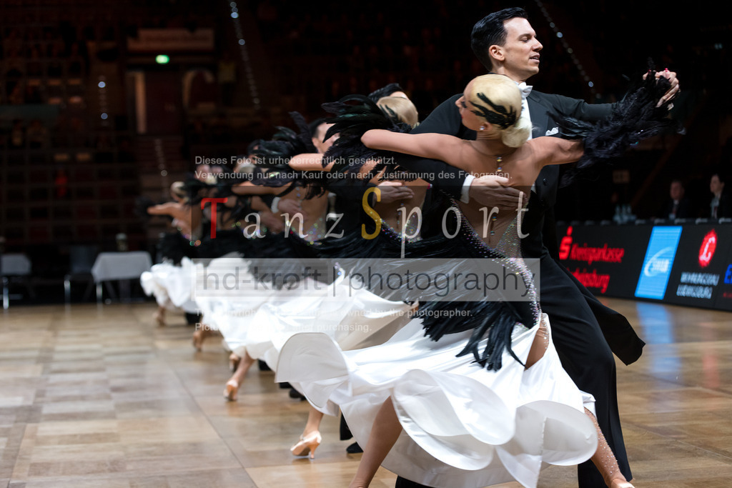 20241109_DM-Formationen_Vorrunde_2737 | Tanzsportbilder, Standardtanz, Lateintanz, WDSF, DTV, LTVB, dancecomp, goc, hessen tanzt, blaues band der spree, walzer, tango, wiener walzer, slowfox, quickstepp, samba, rumba, cha-cha-cha, paso doble. jive, hd-kroft photography, turniertanzsport
