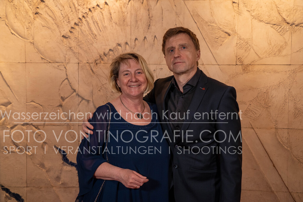 CCC_Frühlingsball_Teppich_byTINOGRRAFIE-28 | (c) TINOGRAFIE.COM