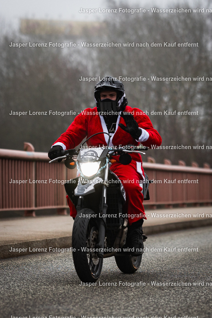 X-Mas Ride I Kiel I 2025 | Jasper Lorenz Fotografie - Realisiert mit Pictrs.com