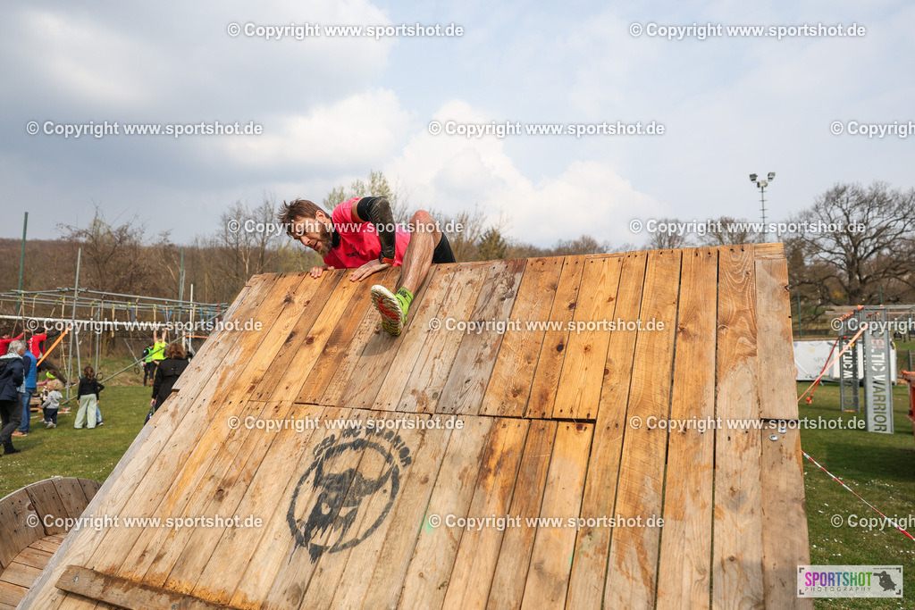 LUR_4498 | Celtic Warrior Dirth Run #celticwarriordirtrun #ocr #kidsrace #celtinis #sprint #wallhalla #dirtrun #donnerskirchen#celticwarriordirtruniscoming #celticwarrior #allout #battle #endurance #ultra #celticwarriorultra #yourpictrs #sportshot_your_pictrs