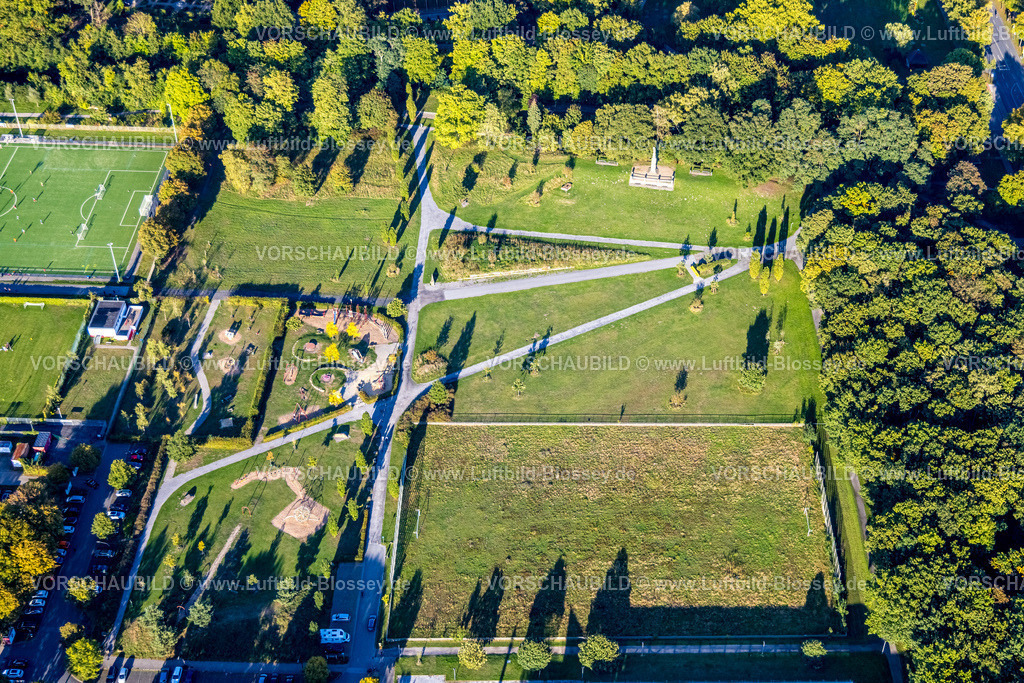 Hamm250904680 | Luftbild, Exerzierplatz mit Kriegerdenkmal, Germania-Denkmal für die Gefallenen des Deutsch-Französischen Krieges 1870/71, historische Sehenswürdigkeit, Kinder Spielplatz, Mitte, Hamm, Ruhrgebiet, Nordrhein-Westfalen, Deutschland