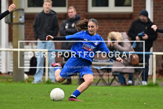 Fußball I Juniorinnen I Saison 2025-2026 I Niedersachsenpokal I Viertelfinale I JFV A-O-B-H-H - FC Rosengarten I 32398 | Der Sportfotograf. - Realisiert mit Pictrs.com