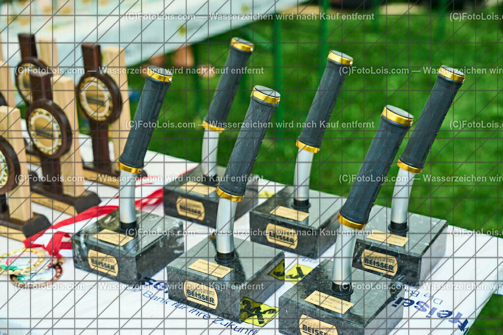 ALP7957_XXIX_GRANITBEISSER_Siegerehrung_Ehrenpreise | (C)FotoLois.com, Alois Spandl, 29. GRANITBEISSER - Mountainbike-Marathon in St. Georgen am Walde, Start/Ziel/Siegerehrung, Sa 2. September 2023.