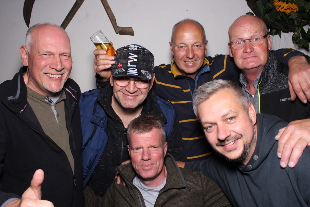 top-top.de 240928-163 | Foto, Video, Fotografie, Videografie, Fotobox, DJ, Discjockey, Musik, Musikbox, Veranstaltung, Photobooth, Amazon, Ebay, Buchtipp, Bestseller, Autor, Verlag, Buch, Wesel, Hamminkeln, NRW, Dinslaken, Rees, Drohne, Hochzeit, Party, Fotobox, Wesel, Fotograf