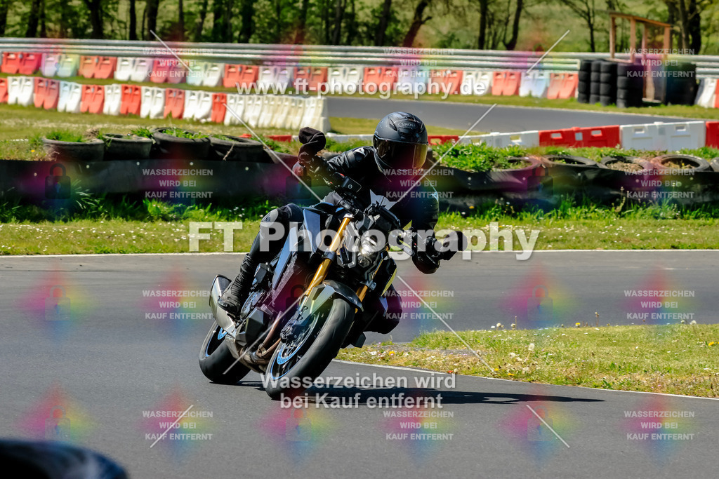 _OTO2205 | Hier findet Ihr Bilder von Touristenfahrten auf der Nürburgring Nordschleife oder von anderen Veranstaltungen die ich besucht habe. Viel Spass beim Durch Schauen 