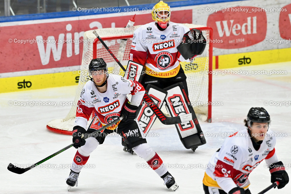EC IDM Wärmepumpen VSV vs. Pioneers Vorarlberg | #28 Macdougall Ross PIONEERS VORARLBERG, #30 Caffi Alex PIONEERS VORARLBERG, EC IDM Wärmepumpen VSV vs. Pioneers Vorarlberg, EC IDM Wärmepumpen VSV vs. Pioneers Vorarlberg am 14.12.2024 in Villach (Stadthalle Villach), Austria, (Photo by Bernd Stefan)