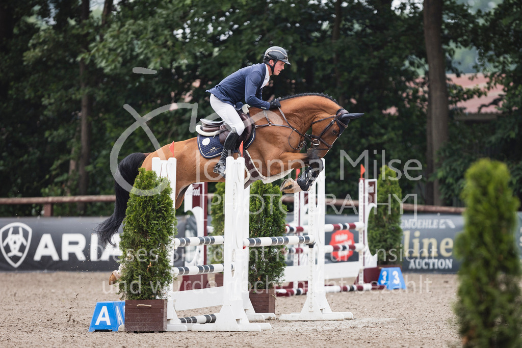 250610_Mühlen_SprPf-A2-238 | Deine schönsten Turniermomente als professionelle Fotos! Entdecke hochwertige Pferdesport-Fotografie im Online-Shop. Jetzt Fotos finden & bestellen!