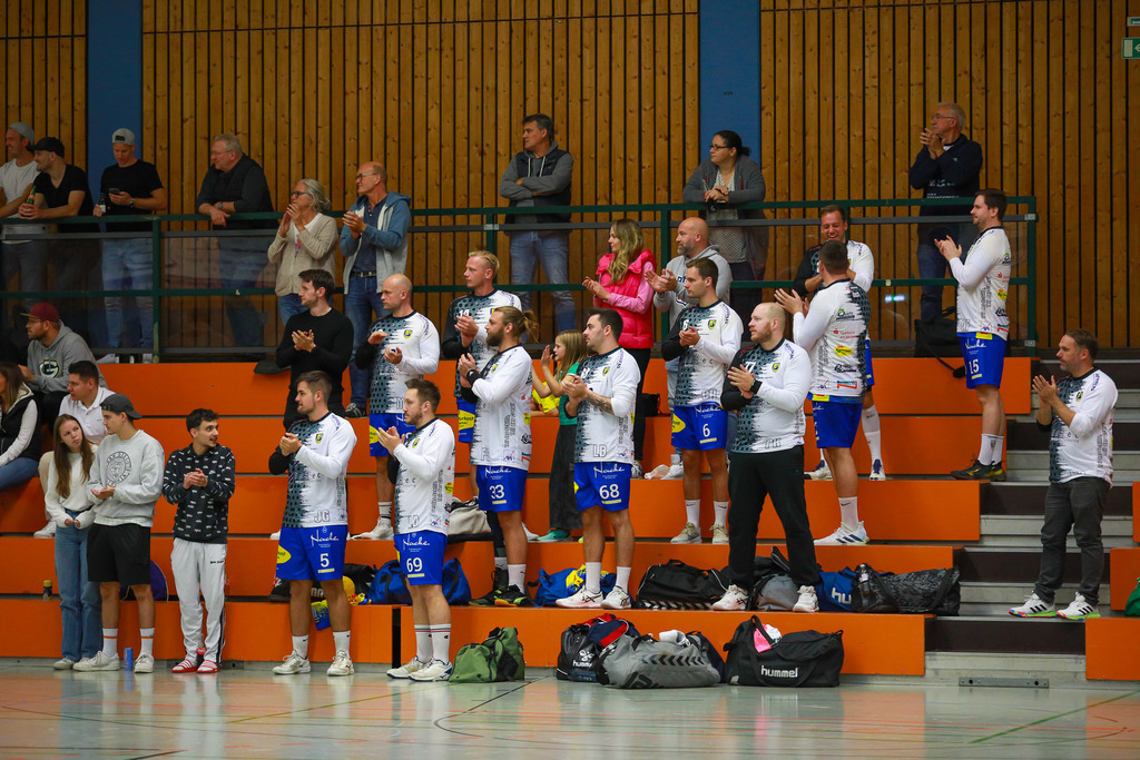 SVN_SvSchermbeck_051024_201 | Bildergalerie von Sport-Ereignissen aber auch von weiteren spannenden Dingen - nicht nur vom Niederrhein. In Anlehnung an den bekannten Spruch von Hanns Dieter Hüsch heißt das Motto: "Niederrhein ist überall".  - Realisiert mit Pictrs.com